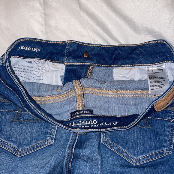 Two American Eagle Jeggings - Picture 6 of 7